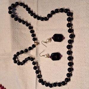 Necklace with earrings